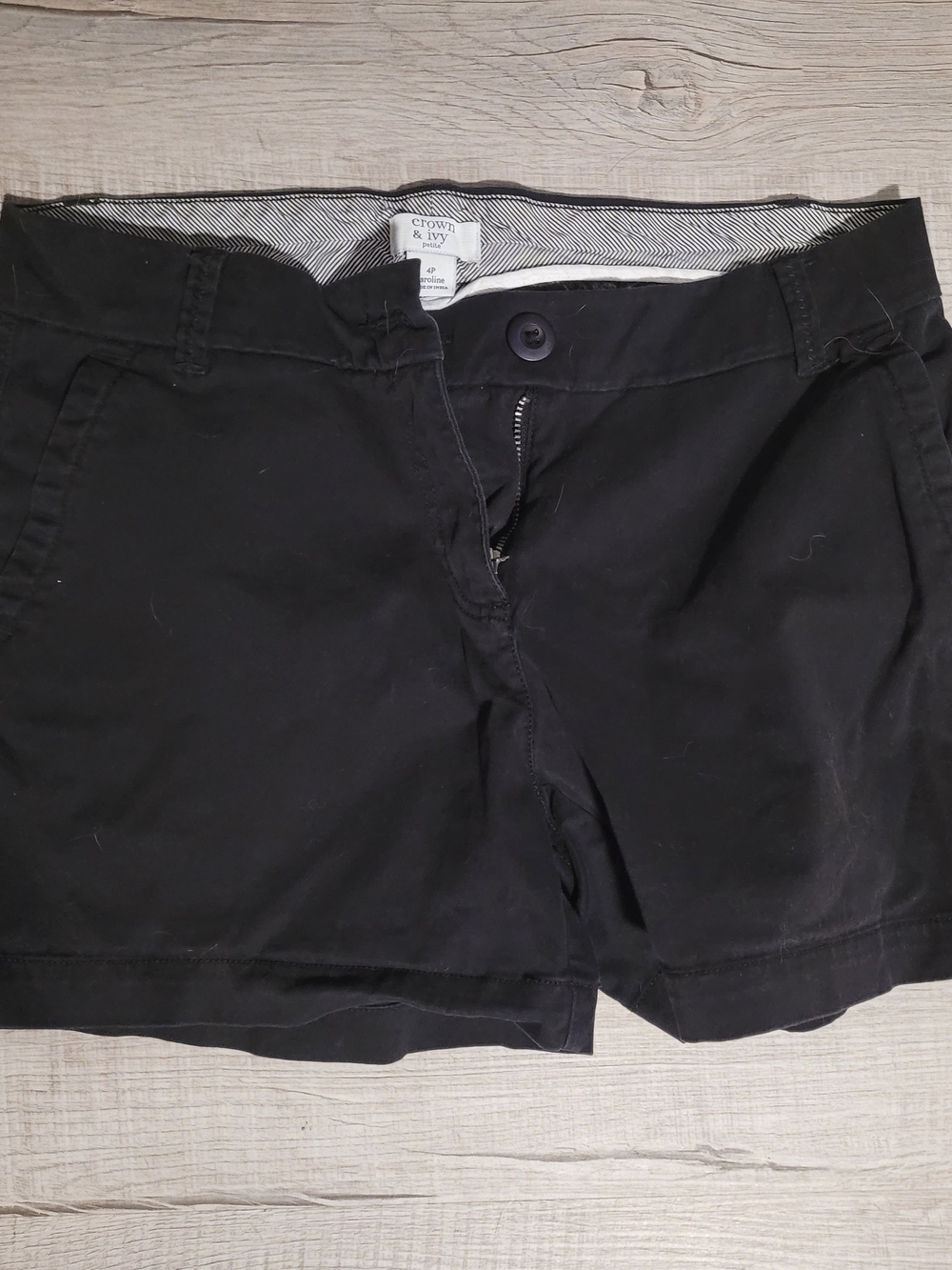 crown & ivy Black Women's Casual Bermuda Shorts